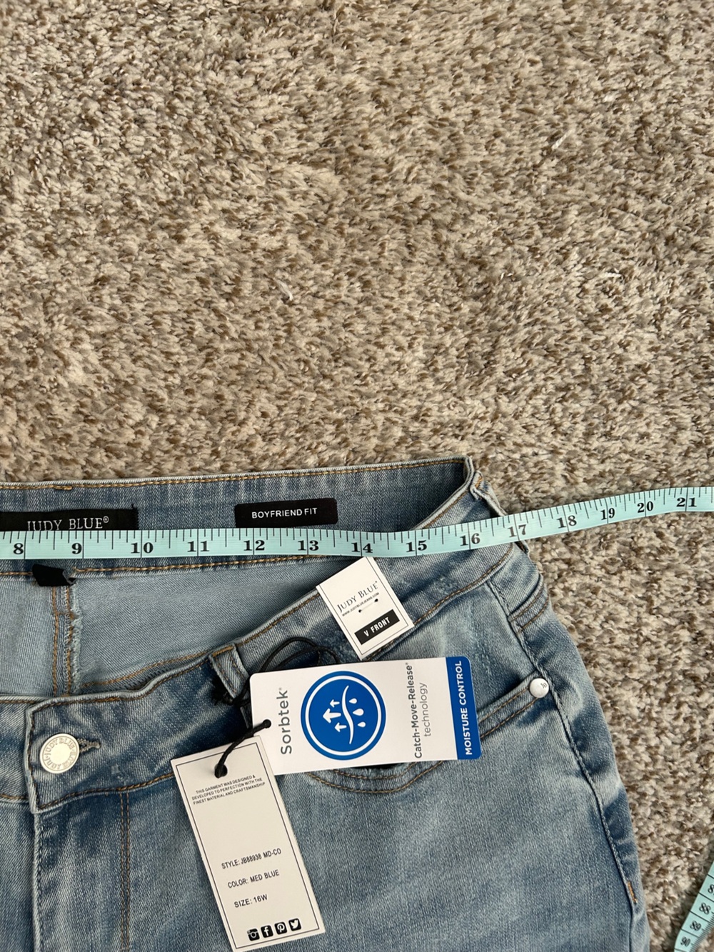 NWT Judy Blue BLAIRE Mid Rise V Front Cuff Boyfriend Cool Denim Casual 16W - Picture 15 of 15